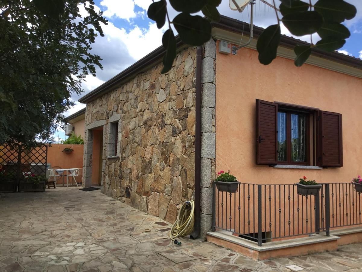 B&B Levante Posada Exterior foto